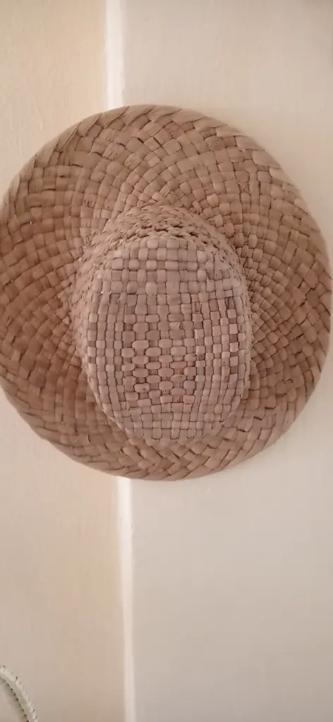 Sombrero Ova